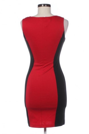 Šaty  F&F, Velikost S, Barva Vícebarevné, Cena  99,00 Kč
