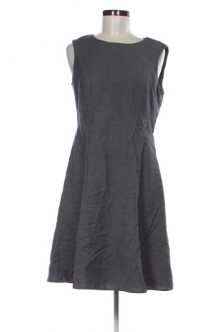 Sukienka George, Rozmiar M, Kolor Kolorowy, Cena 12,99 zł