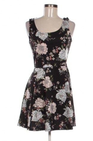 Šaty  H&M, Velikost M, Barva Vícebarevné, Cena  89,00 Kč