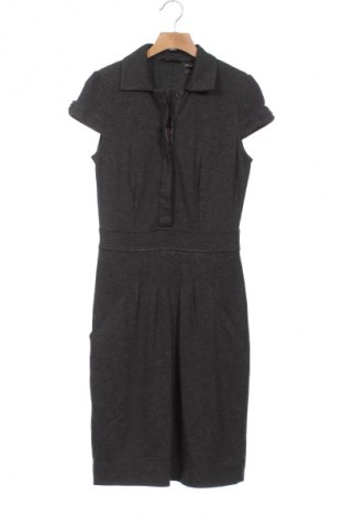 Kleid Mango, Größe XS, Farbe Grau, Preis 1,99 €