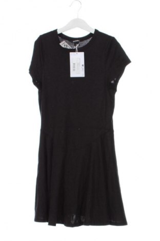 Sukienka Monki, Rozmiar XS, Kolor Czarny, Cena 48,99 zł