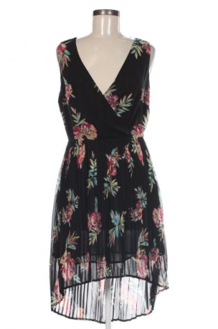 Kleid Pieces, Größe M, Farbe Mehrfarbig, Preis € 3,99