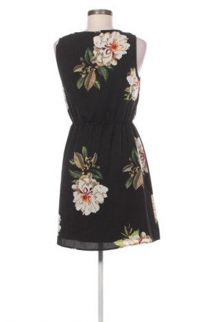 Šaty  Pigalle, Velikost M, Barva Vícebarevné, Cena  219,00 Kč