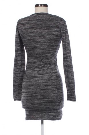 Šaty  Reserved, Velikost S, Barva Vícebarevné, Cena  119,00 Kč