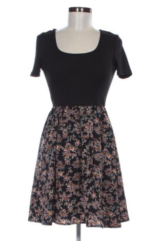 Šaty  SHEIN, Velikost S, Barva Vícebarevné, Cena  129,00 Kč