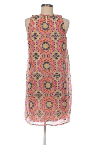 Šaty  Tacera, Velikost S, Barva Vícebarevné, Cena  79,00 Kč