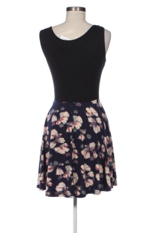 Sukienka Unbranded, Rozmiar M, Kolor Kolorowy, Cena 29,99 zł