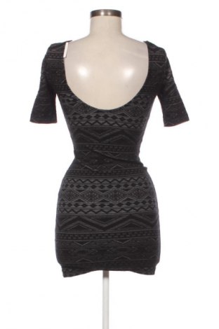 Šaty  Unbranded, Velikost S, Barva Vícebarevné, Cena  79,00 Kč