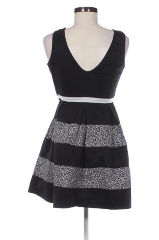 Šaty  Unbranded, Velikost S, Barva Vícebarevné, Cena  49,00 Kč