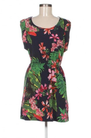 Рокля Unbranded, Размер S, Цвят Многоцветен, Цена 3,06 €