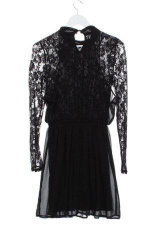 Рокля Vero Moda, Размер XS, Цвят Черен, Цена 3,57 €