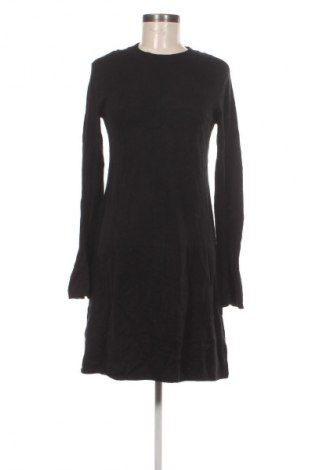 Šaty  mbyM, Velikost S, Barva Černá, Cena  149,00 Kč