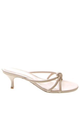 Papuče Guess, Veľkosť 38, Farba Béžová, Cena  102,95 €, #137058392