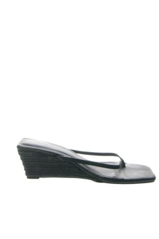 Papucs Topshop, Méret 41, Szín Fekete, Ár 8 309 Ft, #137087512