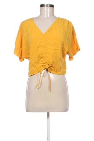 Damen Shirt Bershka, Größe S, Farbe Gelb, Preis € 8,00, #137044388