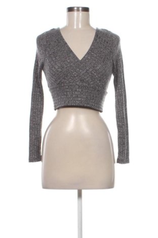 Bluză de femei SHEIN, Mărime M, Culoare Gri, Preț 30,00 Lei, #137120200