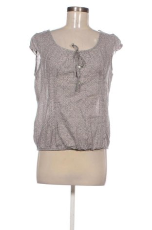 Damen Shirt Pull&Bear, Größe M, Farbe Beige, Preis 6,67 €, #137148252