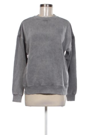 Γυναικεία μπλούζα Pull&Bear, Μέγεθος XS, Χρώμα Γκρί, Τιμή 16,99 €, #137087876