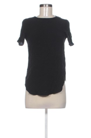 Dámska blúza H&M, Veľkosť XS, Farba Čierna, Cena  11,00 €, #137112307