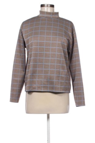 Damen Shirt Pull&Bear, Größe M, Farbe Mehrfarbig, Preis € 6,48, #137147346