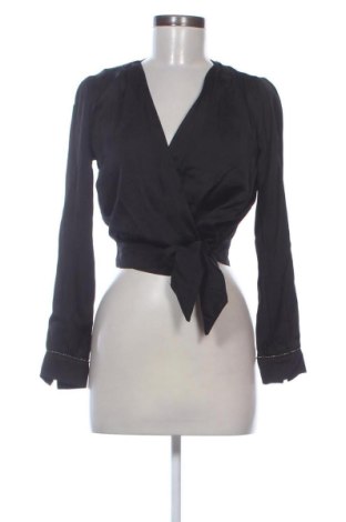 Cămașă de femei Mohito, Mărime XS, Culoare Negru, Preț 94,48 Lei, #136997661