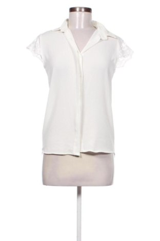 Cămașă de femei Unbranded, Mărime S, Culoare Ecru, Preț 68,24 Lei, #137121049
