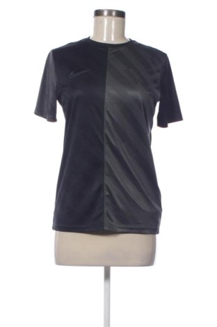 Női póló Nike, Méret M, Szín Fekete, Ár 6 553 Ft, #137056694