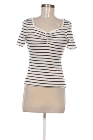 Damski T-shirt SHEIN, Rozmiar M, Kolor Kolorowy, Cena 38,99 zł, #137081890