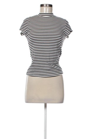 Tricou de femei Seven Sisters, Mărime S, Culoare Multicolor, Preț 44,99 Lei, #137101554