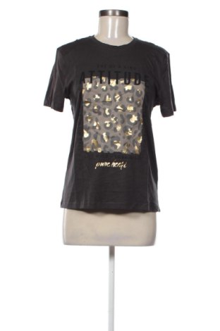 Γυναικείο t-shirt ONLY, Μέγεθος M, Χρώμα Μαύρο, Τιμή 16,99 €, #137130307
