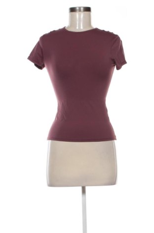 Tricou de femei Pull&Bear, Mărime S, Culoare Mov, Preț 78,99 Lei, #137141286