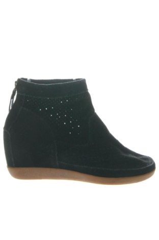 Damskie botki Shoe The Bear, Rozmiar 37, Kolor Czarny, Cena 305,67 zł, #136880868