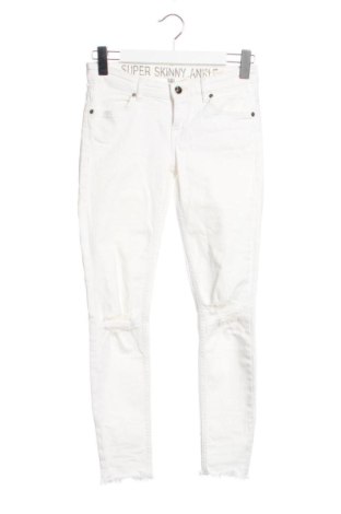 Blugi de femei H&M, Mărime M, Culoare Alb, Preț 62,00 Lei, #136908409