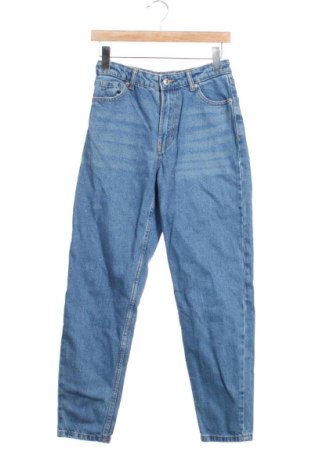 Дамски дънки Bershka, Размер S, Цвят Син, Цена 19,16 €, #136921618