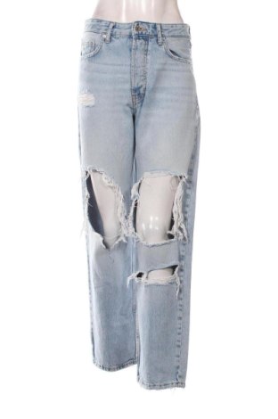Дамски дънки Bershka, Размер S, Цвят Син, Цена 19,05 €, #137015625
