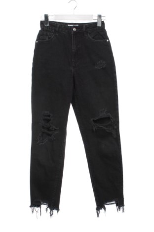 Дамски дънки Bershka, Размер XS, Цвят Черен, Цена 11,81 €, #137015770