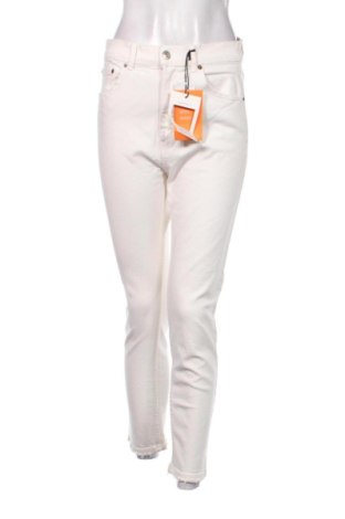 Damskie jeansy Pull&Bear, Rozmiar L, Kolor ecru, Cena 105,84 zł, #137026042