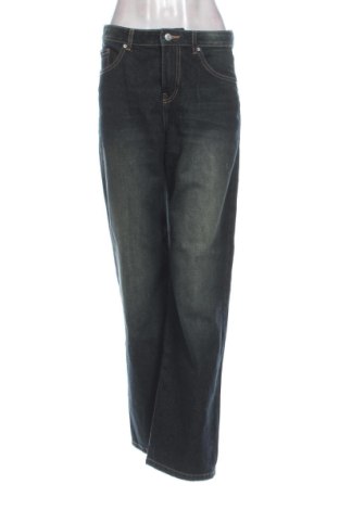 Дамски дънки Bershka, Размер M, Цвят Син, Цена 18,00 €, #137027710