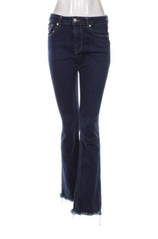Blugi de femei Zara, Mărime M, Culoare Albastru, Preț 78,74 Lei, #137042546