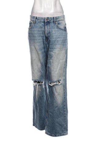 Дамски дънки Bershka, Размер M, Цвят Син, Цена 12,00 €, #137066704