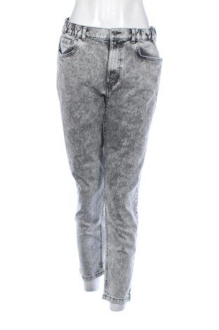Blugi de femei LCW, Mărime M, Culoare Gri, Preț 68,24 Lei, #137087943