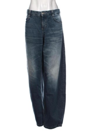 Női farmernadrág Bershka, Méret XL, Szín Kék, Ár 6 081 Ft, #137087950