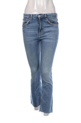 Damskie jeansy Zara, Rozmiar S, Kolor Niebieski, Cena 60,99 zł, #137089132