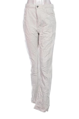 Damskie jeansy Bershka, Rozmiar S, Kolor ecru, Cena 81,99 zł, #137102866