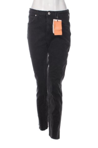 Blugi de femei Pull&Bear, Mărime M, Culoare Negru, Preț 116,99 Lei, #137117887