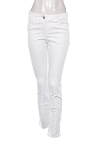 Blugi de femei Gerry Weber, Mărime M, Culoare Alb, Preț 125,99 Lei, #137125822