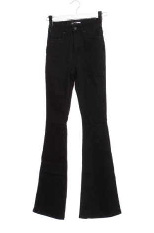 Blugi de femei Fashion nova, Mărime XXS, Culoare Negru, Preț 50,00 Lei, #137127810