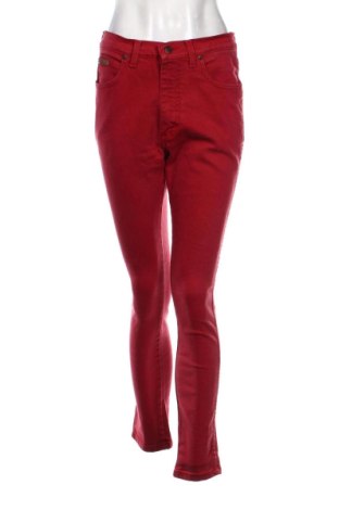Dámské džíny  Wrangler, Velikost M, Barva Červená, Cena  679,00 Kč, #137130442