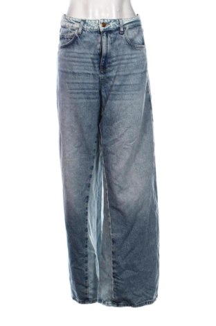 Дамски дънки Zara, Размер L, Цвят Син, Цена 15,84 €, #137131206