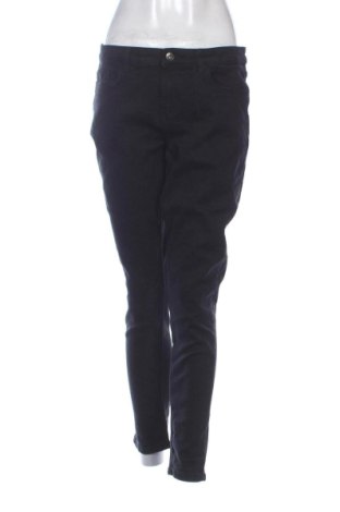 Дамски дънки Esmara, Размер XL, Цвят Черен, Цена 13,00 €, #137146735